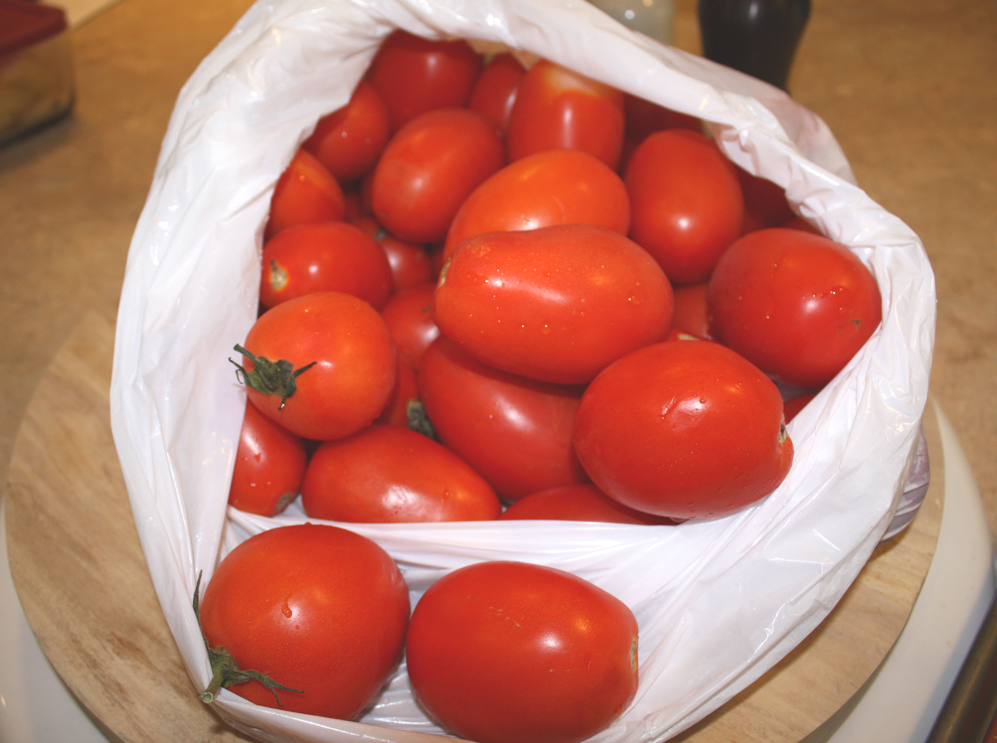 roma-tomatoes